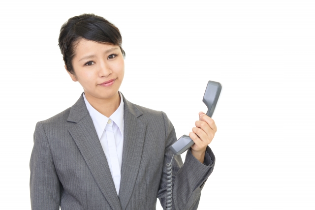 女性と電話